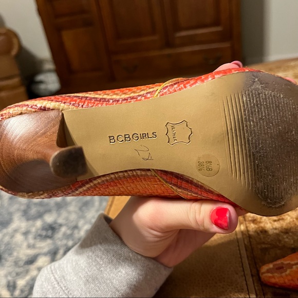 BCBGirls Y2k Heels - Picture 4 of 5